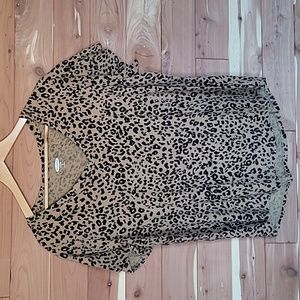 Old Navy Everywear Short-Sleeve Top, Size XL Tall, Tan & Black Leopard Print